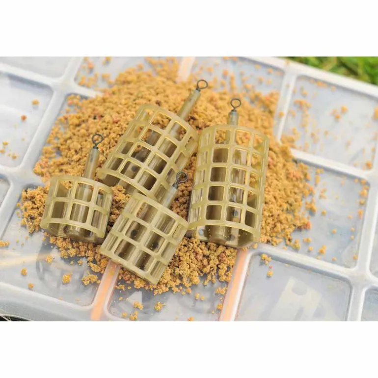 Cage feeder coup guru commercial cage feeder