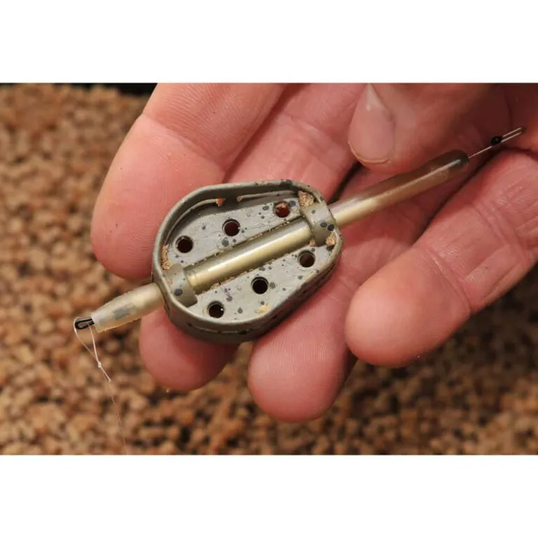 Method feeder coup guru hybrid inline feeder