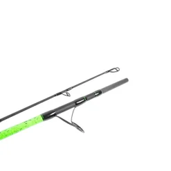 Pack avec une canne Ipercut Heavyspin 2.40 + un moulinet Tank 6000 FD et une tresse Ipercut Spin And Vertic Braid 35mm