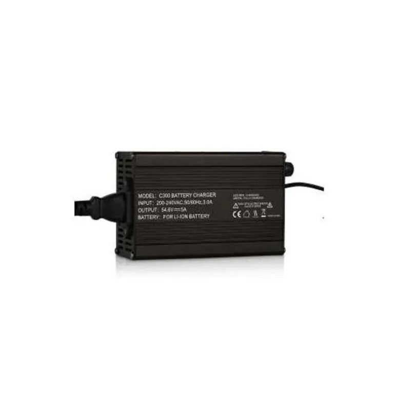 Valise Batterie Lithium ECO 12V 50ah Life PO4 / 640 Wh avec Chargeur